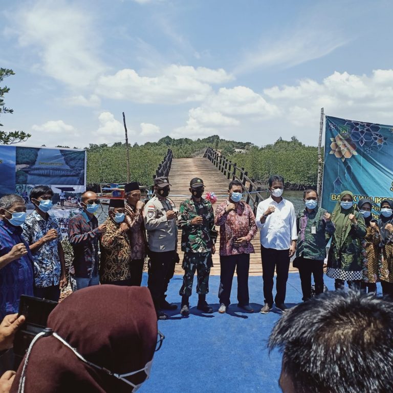 Hubungkan Dua Pulau  Pemko Bangun Jembatan Penghubung Air  